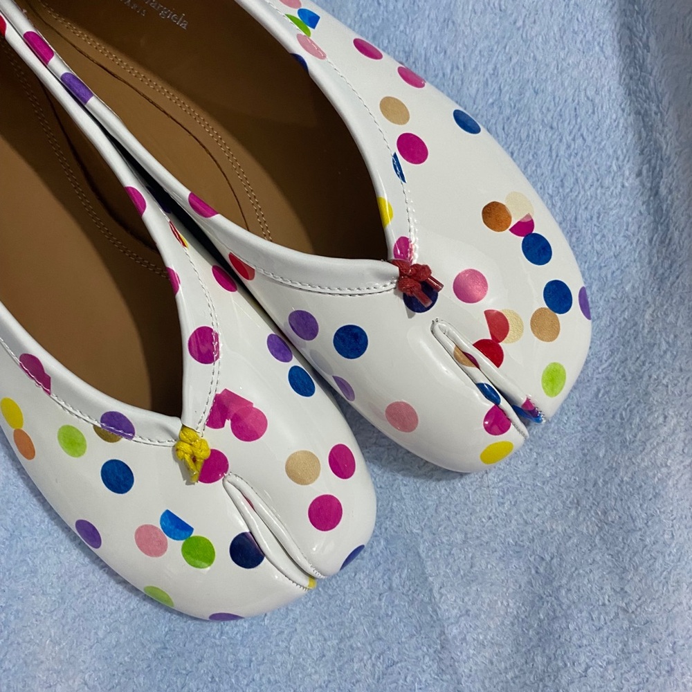 Maison Martin Margiela White Multicolor Polka Dot Tabi Ballet Flats - Picture 2 of 9